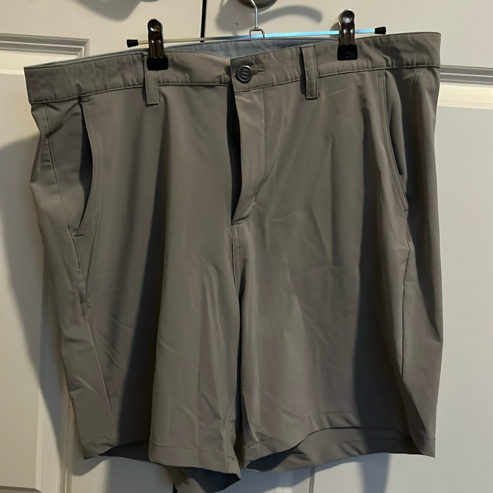 Free Fly Apparel Tradewind Tech Golf Short Grey Size 36 7” Inseam